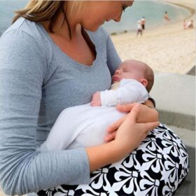 KissKiss HugHug Breastfeeding Pillow azure